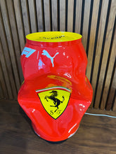 Charger l&#39;image dans la galerie, Canette XXL 40 cm F1 Ferrari
